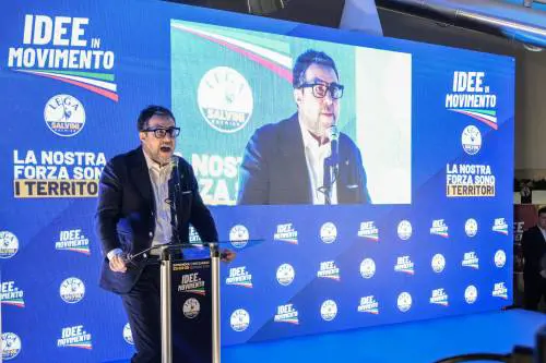 Salvini avverte i dissidenti: "Chi esce dalla Lega finisce nel nulla"