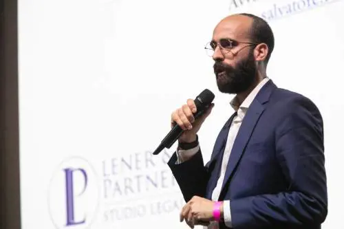 “Memecoin, Consob e nuove regole, cosa insegna il caso Corona secondo l’avvocato Salvatore Luciano Furnari”