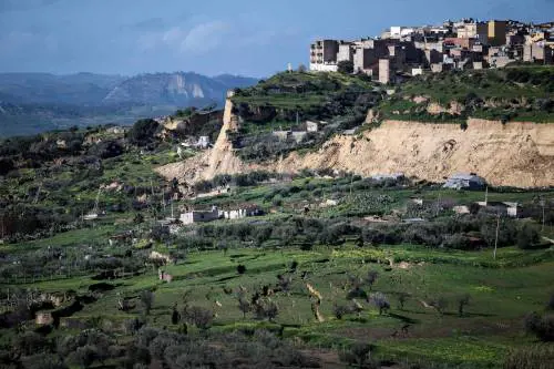 Niscemi, la fragile figlia della tempesta