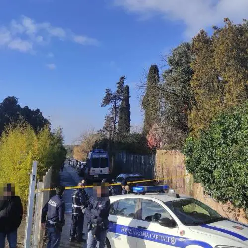 A Roma sgombero del ZKSquat occupato. Insorgono gli antagonisti: "Ci vuole la lotta armata"