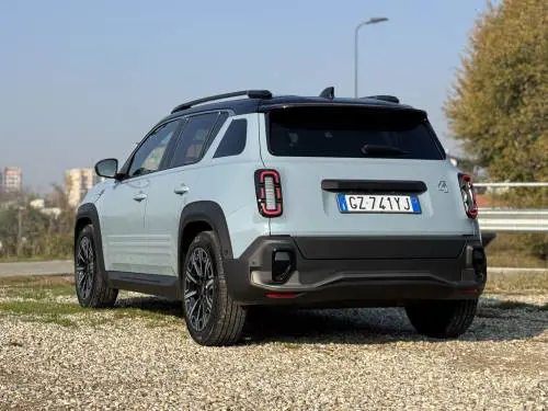 Renault 4 E-Tech: guarda la gallery della nuova proposta francese per la città