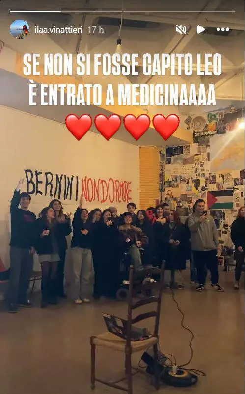 "Bernini non dormire, vaffan...". Così viene festeggiato lo studente che aveva contestato la ministra ad Atreju