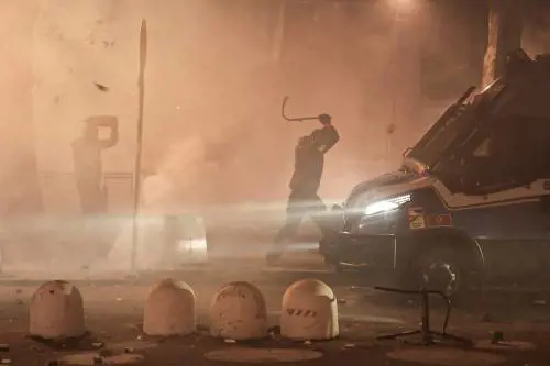 "È un bene che governo e poliziotti abbiano timore". La minaccia di Askatasuna dopo le violenze