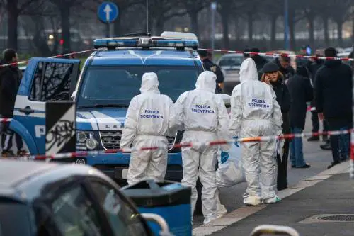 I poliziotti indagati per lesioni. Ma "uso legittimo delle armi"