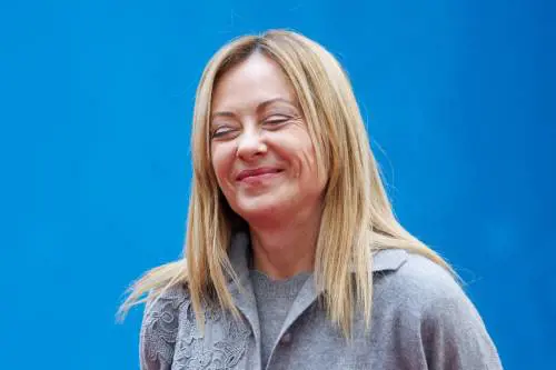 Ue, anche gli inglesi incoronano Meloni: “Arcipragmatica e tra i leader più influenti”