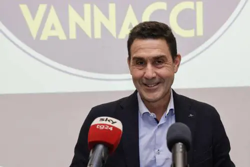 Un dilettante. Si goda il riposo al circolo ufficiali