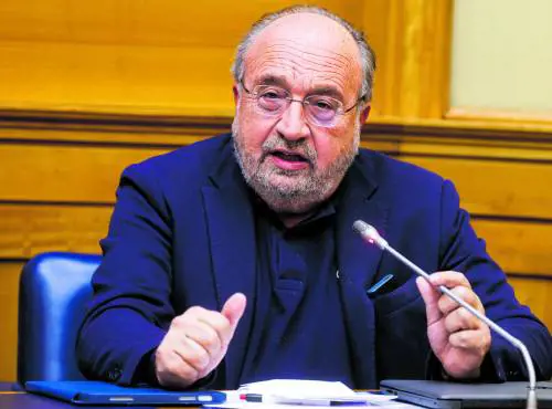 Bufera sull'Ordine. "Quei 20mila euro per supportare il No"