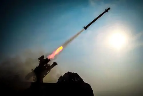 "Risposta colossale in caso di attacco Usa": ecco il piano dell'Iran tra missili e cyberattacchi