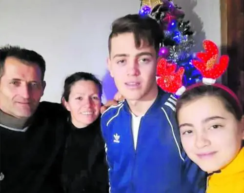 Strage del monossido. Genitori e i due figli trovati morti in casa: "Vivevano lì da poco"