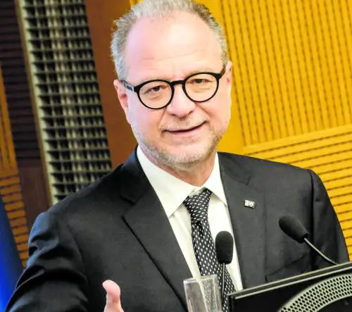 "La riforma cancella l'ultimo residuo totalitario. Qualche giudice usa la toga come i trasformisti"