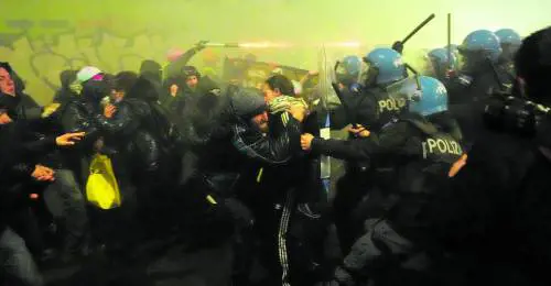 Il salto di qualità dalla protesta alla lotta armata "contro l'ordine"