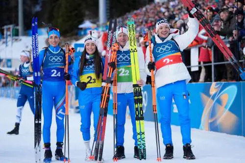 Nella bolgia Anterselva i Fantastici 4 regalano l'argento nel biathlon
