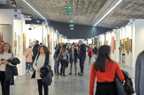 ArteGenova, il '900 incontra il contemporaneo nella ventesima edizione della mostra mercato: da Warhol a Schifano, da De Pisis a Christo, da Cattelan ai liguri Campanella e Scanavino