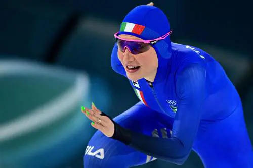 Il trionfo di Francesca Lollobrigida nei 5000 metri di pattinaggio