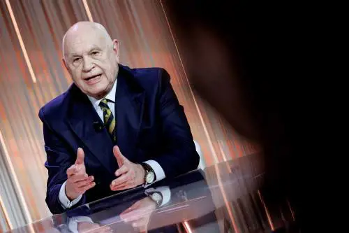 Il caso finisce subito al Csm. E la Cassazione valuterà provvedimenti disciplinari. "Si verifichi il suo equilibrio"