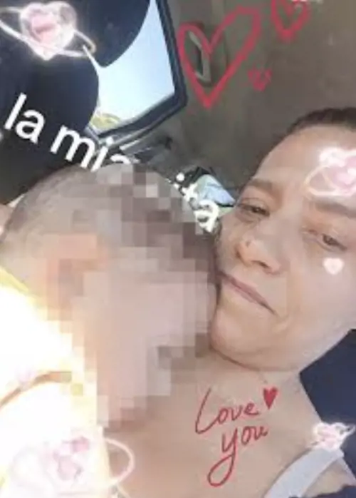 Il cuore in un box di plastica. La madre: "Il Papa ci aiuti"