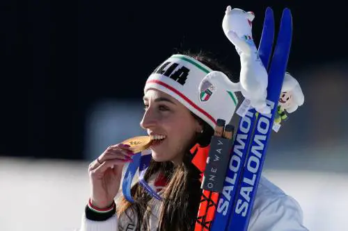 Vittozzi scia, spara e sorride. È il primo oro del biathlon