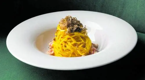 RaMe, un salotto novecentesco dove il cliente si sente a casa