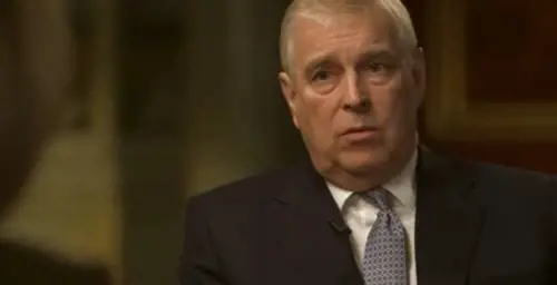 Andrea Mountbatten-Windsor: il declino del controverso fratello di Carlo III