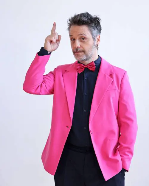 In teatro ora approda il "Rischiatutto sexy". Pisani: "Chi sbaglia le risposte si spoglia"