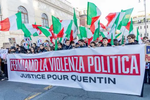 "La violenza non ci appartiene". Da Lione a Roma contro gli Antifa