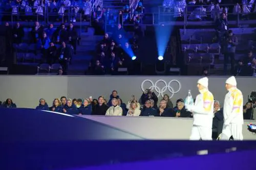 Saluto ai Giochi tra lirica e colori. Meloni: "Emozione e orgoglio"