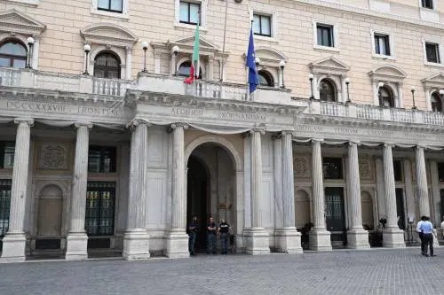 Pensioni, bufale da talk. Tutti sparano sul sistema ma ecco i veri numeri
