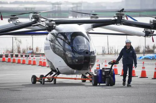 L'auto volante a propulsione elettrica