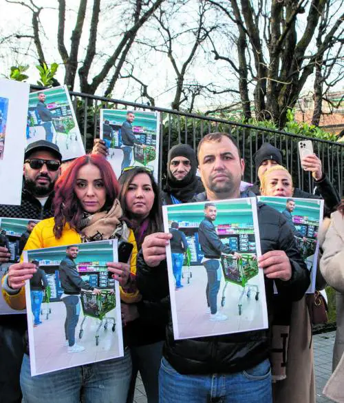 La sinistra sfrutta il poliziotto killer per cancellare il dl salva-agenti