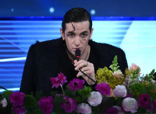 Sanremo 2026, Max Pezzali e Achille Lauro: ecco la scaletta della seconda serata