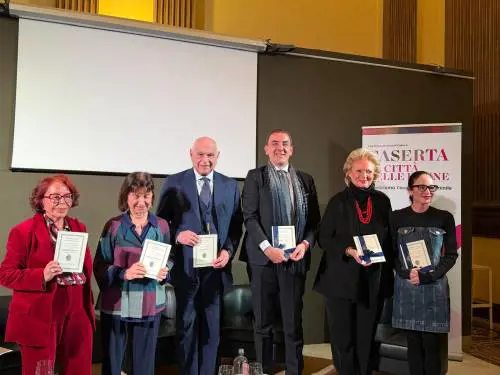 "Caserta, la città delle donne"