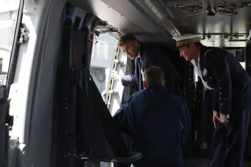 Ombrello atomico per l’Europa: il piano di Macron e le 300 testate atomiche 