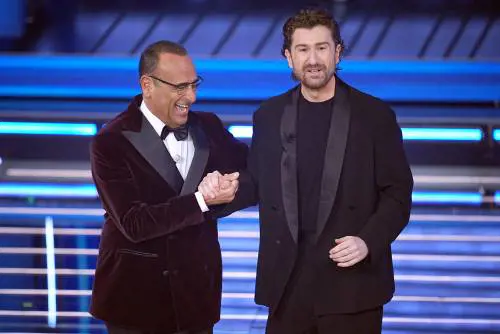 Sanremo, il dialogo di Siani e Conti dedicato a Pippo Baudo 