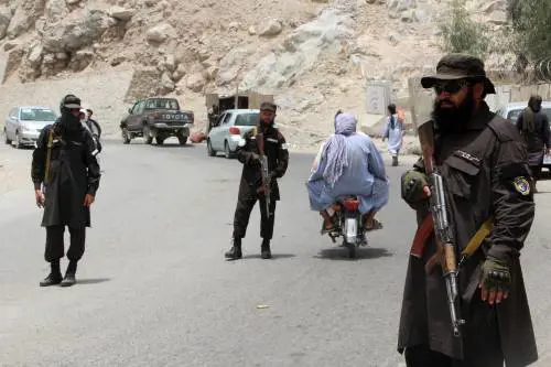  L'orrore talebano è legge. Ossa rotte alle donne? Più grave picchiare i cani 