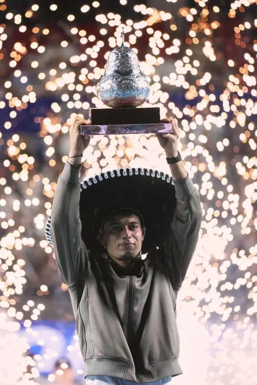 Non solo Sinner e Musetti. Cobolli vince l'ATP 500