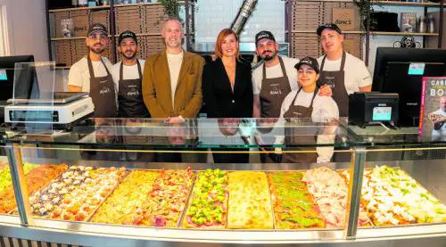 Apre Bonci ed è subito mania. Code per la sua pizza in teglia