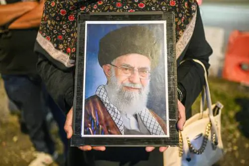 "Entro due giorni il nuovo Ayatollah"