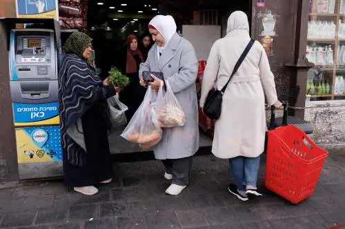 Resistere al contrattacco delle bombe nemiche. La vera forza di Israele (che sfida la paura)