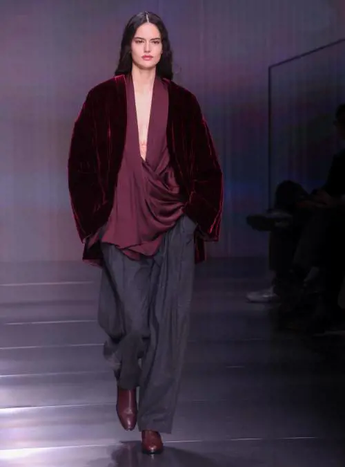 "Nuovi orizzonti" per Armani sulle note di Mina