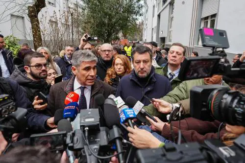 Salvini a San Siro: "Basta abusi nelle case popolari, riassegnazione record in 3 mesi"