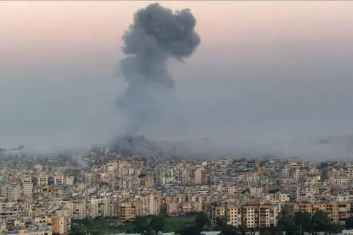 Usa-Israele, guerra a tappeto. I raid puntano ai siti nucleari. L'ipotesi operazione di terra