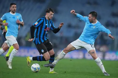 Due graffi della Lazio, ma la Dea risponde: tutto aperto