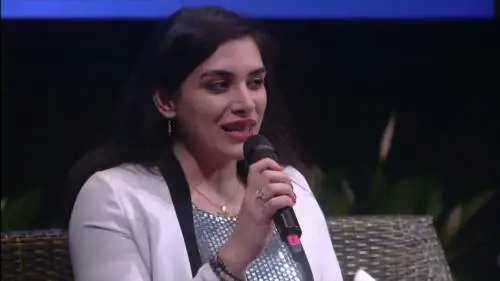 "Elly femminista? Un'ipocrita. Zero solidarietà alle iraniane"