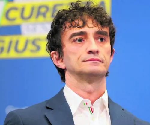 FdI organizza  l'"AperiSì" con Bignami. Domani maratona oratoria in piazza