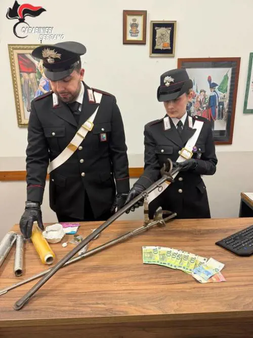 Orrore nella Bergamasca, marocchino aggredisce 26enne con una sciabola e la stupra