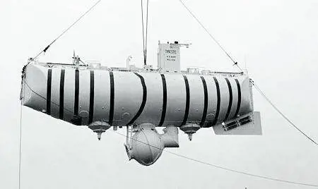 Negli abissi a bordo del "Trieste"