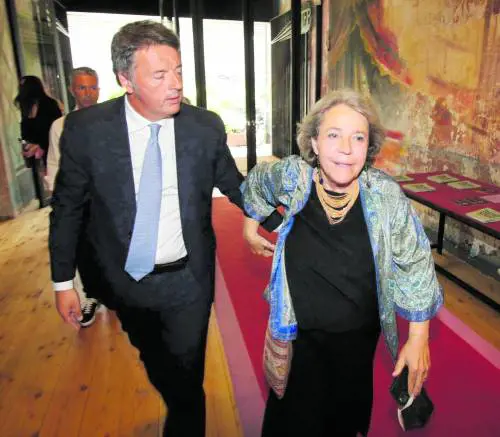 Meloni al Parenti, insulti alla Shammah