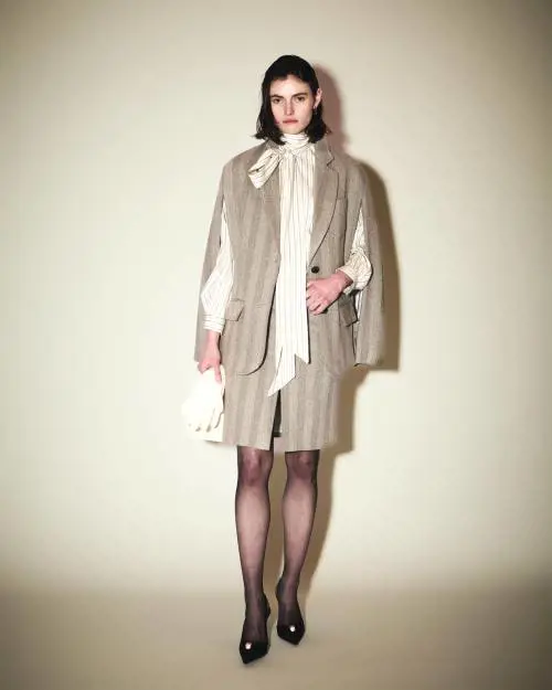 Tagli geometrici dall'effetto ipnotico: il prêt-à-porter di Grimaldi