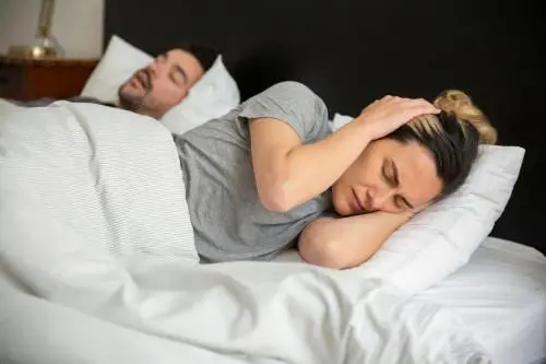 Giornata Mondiale del Sonno, cosa rischi se dormi male: 5 abitudini preziose per un sonno di qualità