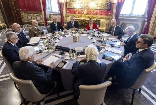 "L'Italia mai in guerra, ma ok alle basi"